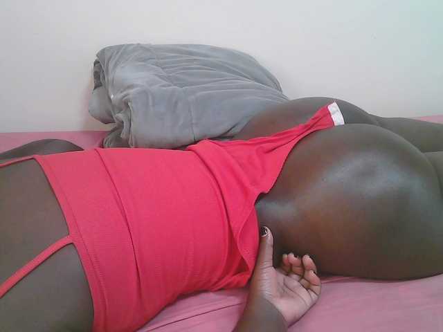 Dark-chocolate001's BongaCams show and profile