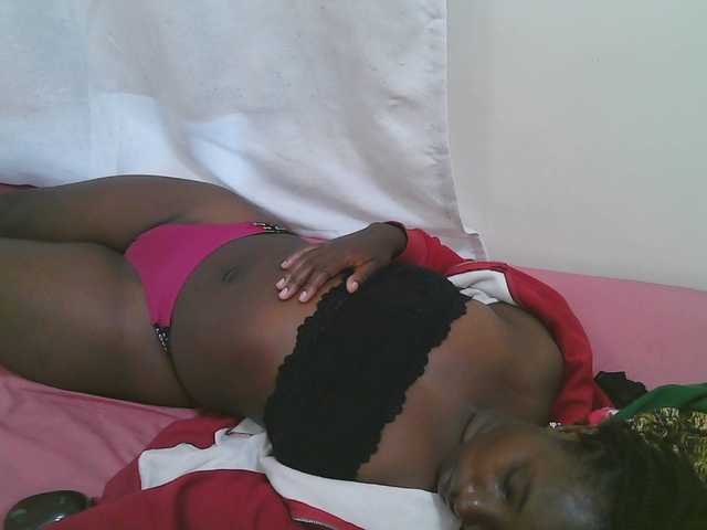 Dark-chocolate001's BongaCams show and profile