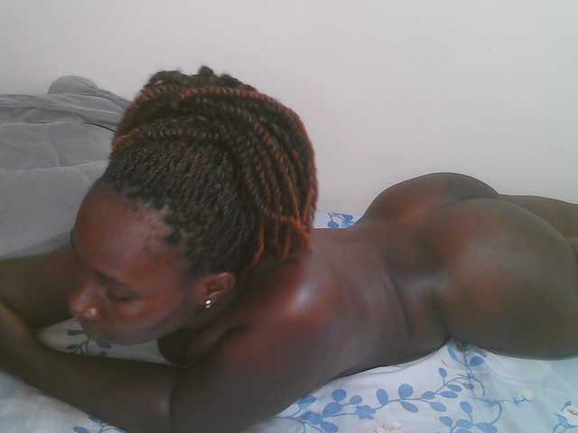 Dark-chocolate001's BongaCams show and profile