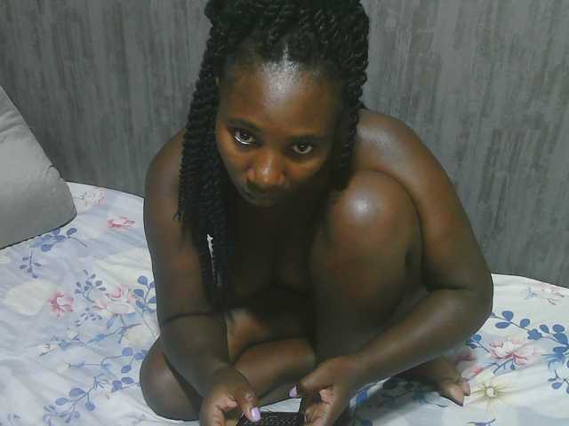 Dark-chocolate001 streaming on Webcambliss