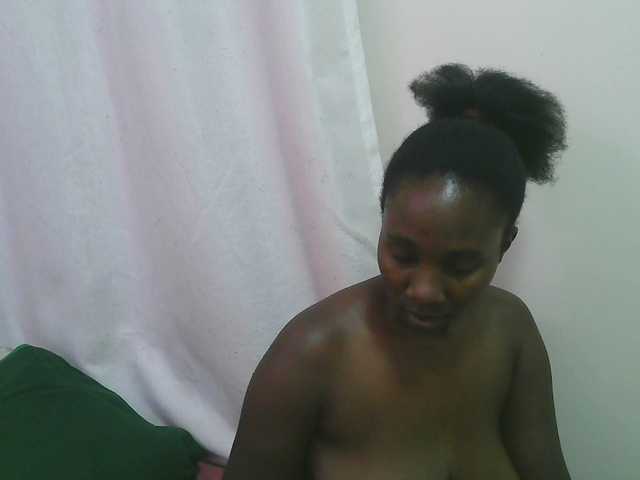 Dark-chocolate001's BongaCams show and profile