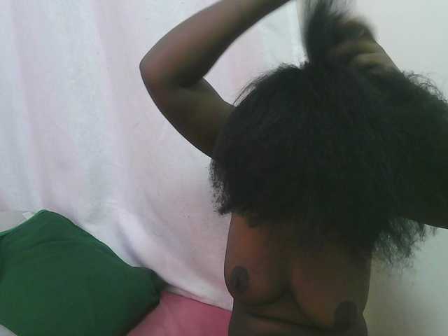 Dark-chocolate001 webcam