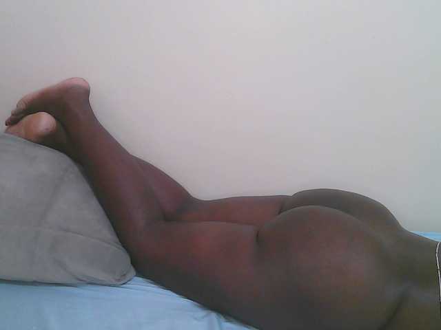 Dark-chocolate001's BongaCams show and profile