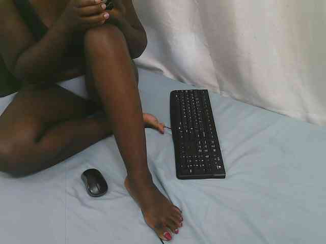 Dark-chocolate001 webcam