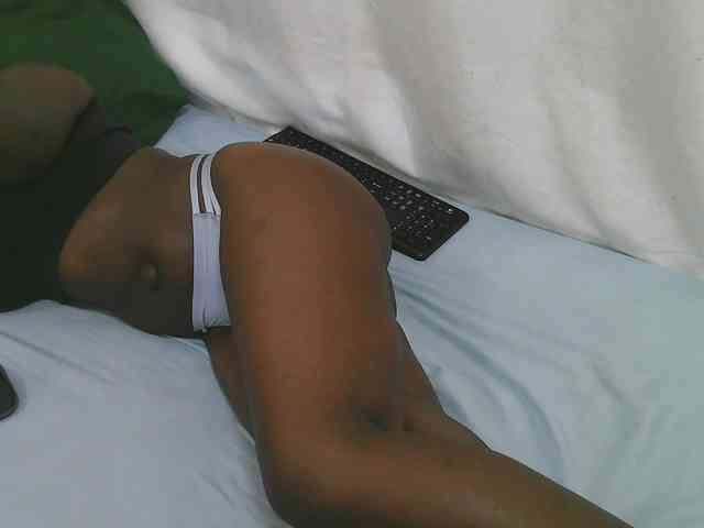 Dark-chocolate001 webcam