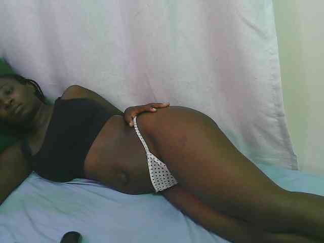 Dark-chocolate001 webcam