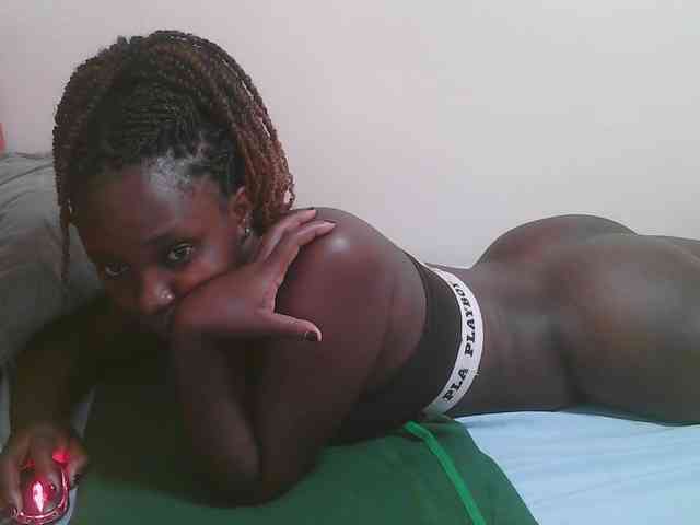 Dark-chocolate001 webcam