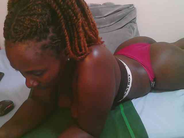 Dark-chocolate001 webcam