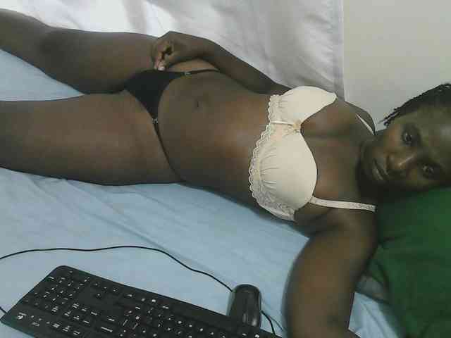 Dark-chocolate001 webcam