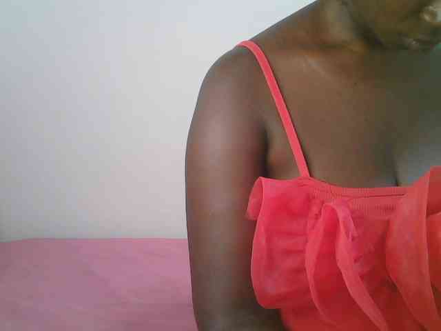 Dark-chocolate001 webcam