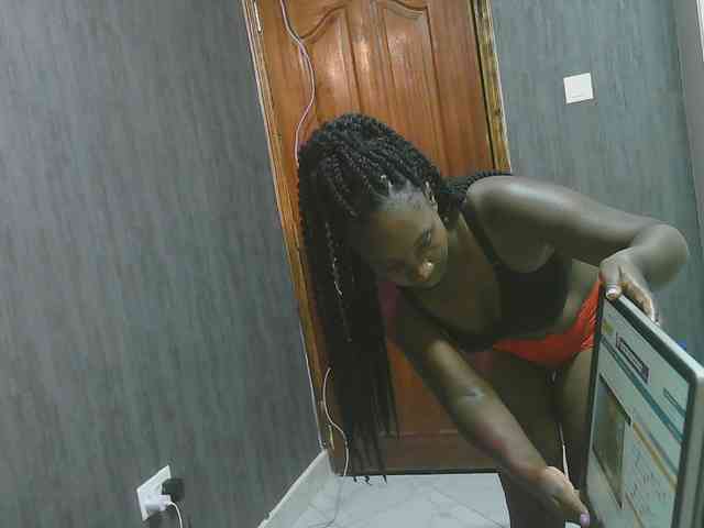 Dark-chocolate001 webcam