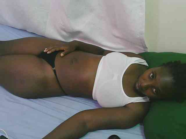 Dark-chocolate001 webcam