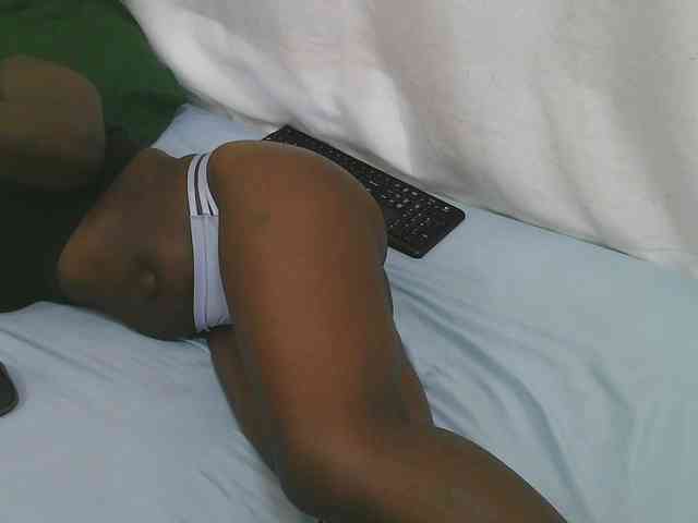 Dark-chocolate001 webcam