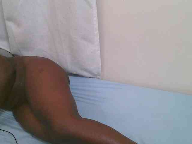 Dark-chocolate001 webcam