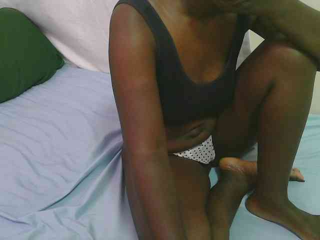 Dark-chocolate001 webcam