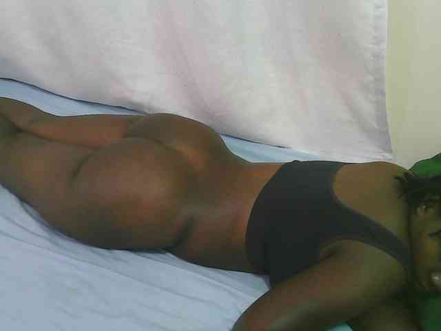 Dark-chocolate001 webcam