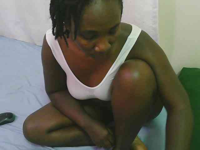 Dark-chocolate001 webcam