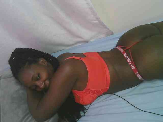 Dark-chocolate001 webcam