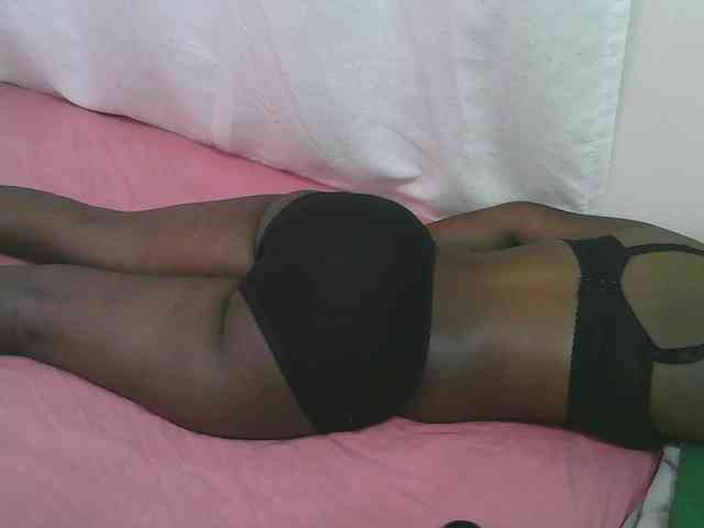 Dark-chocolate001 webcam