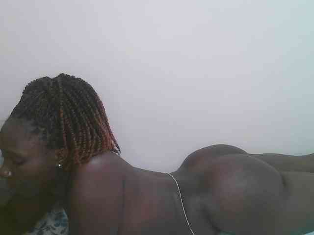 Dark-chocolate001 Live Webcam on BongaCams