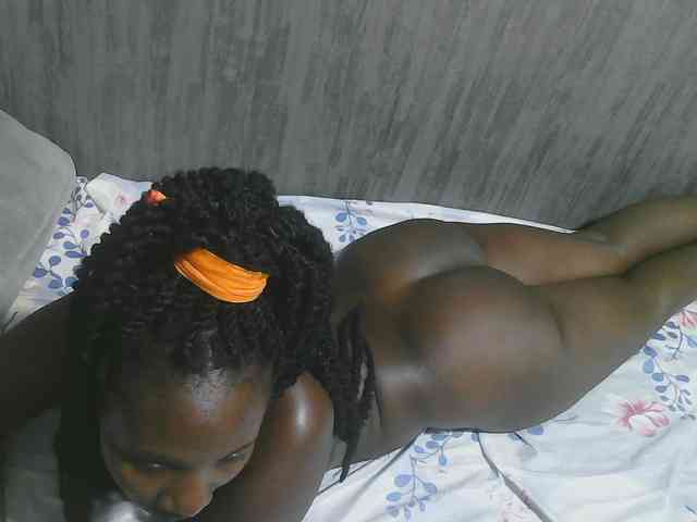 Dark-chocolate001 webcam