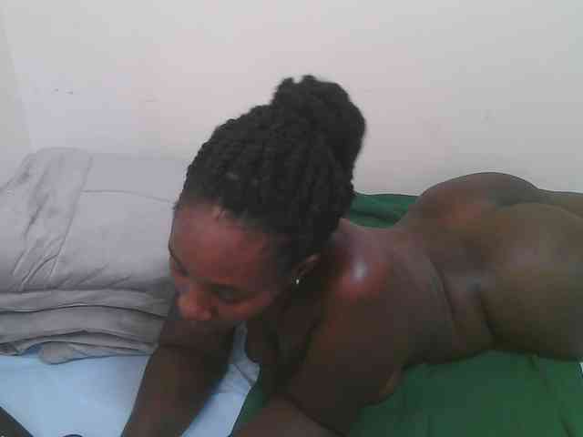 Dark-chocolate001 webcam