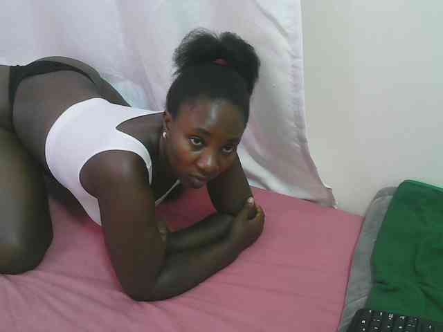 Dark-chocolate001 webcam