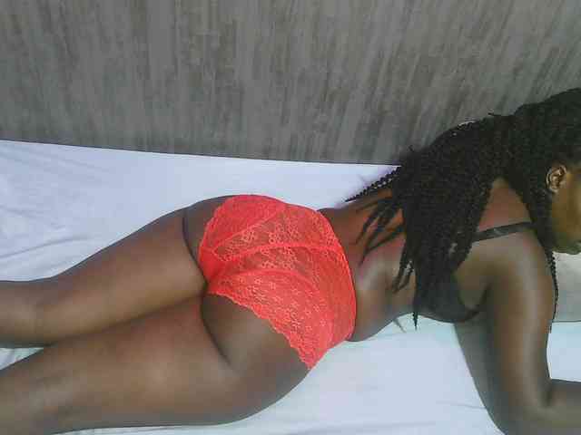 Dark-chocolate001 webcam