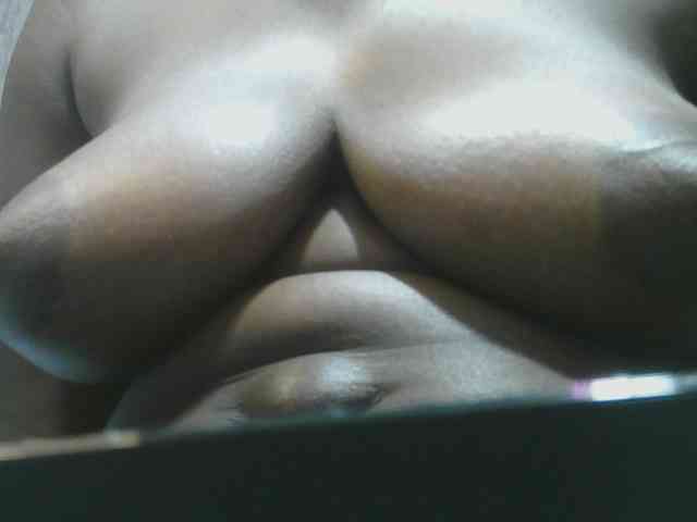 Dark-chocolate001 webcam