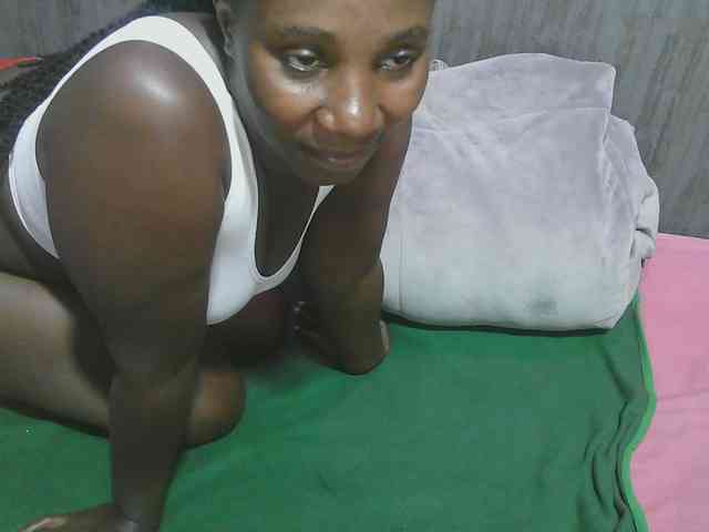 Dark-chocolate001 webcam