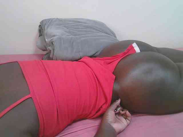 Dark-chocolate001 webcam