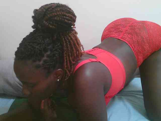 Dark-chocolate001 webcam