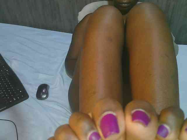 Dark-chocolate001 webcam