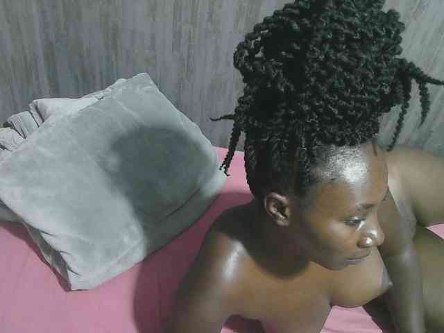 Dark-chocolate001 webcam