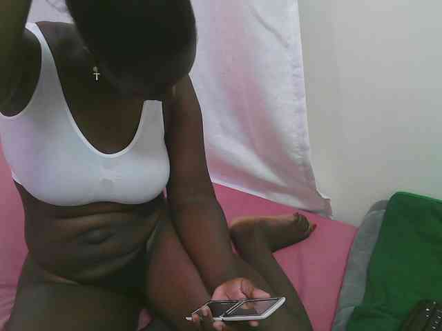 Dark-chocolate001 webcam