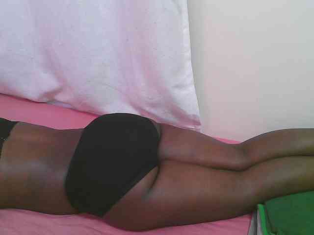 Dark-chocolate001 webcam