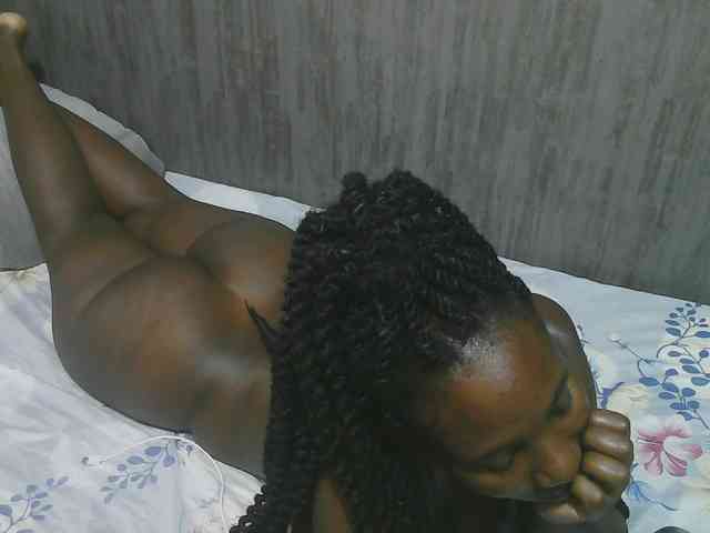 Dark-chocolate001 webcam