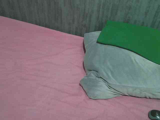 Dark-chocolate001 webcam