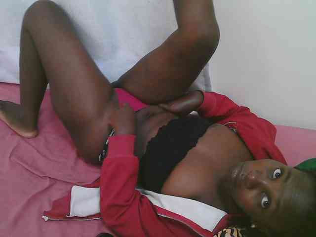 Dark-chocolate001 webcam