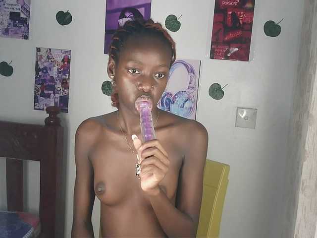 BarbiePinky Live Cam on BongaCams