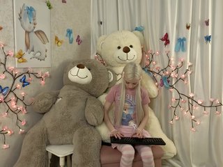 ViollaDream Porn Show