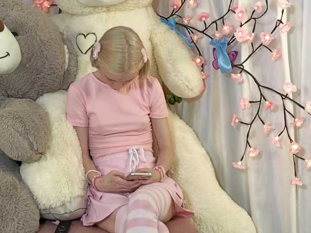 ViollaDream – webcam model profile photo