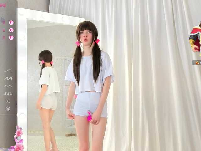 ViollaDream from BongaCams