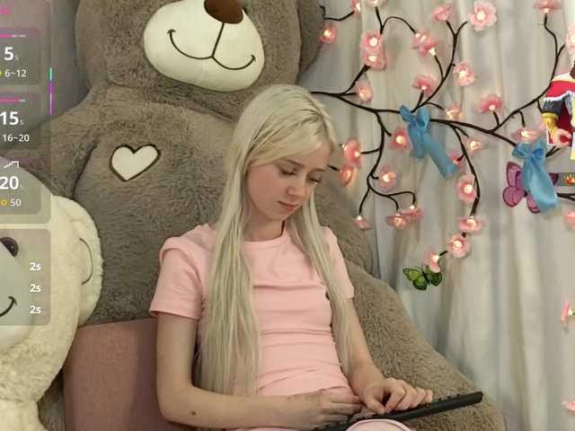 ViollaDream's BongaCams show and profile