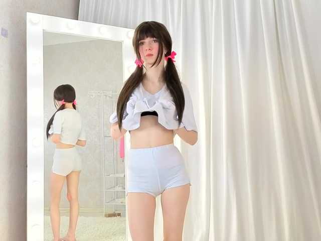 ViollaDream from BongaCams