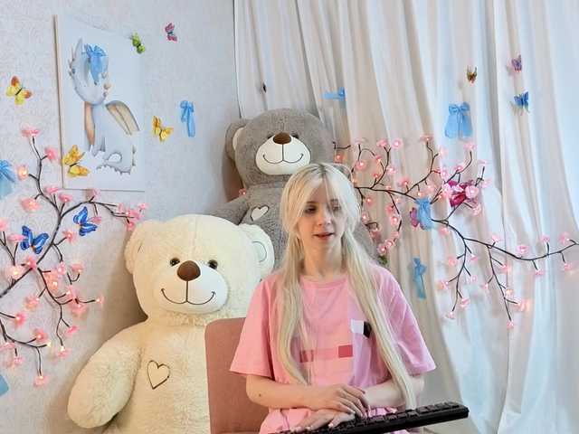 ViollaDream – webcam model profile photo