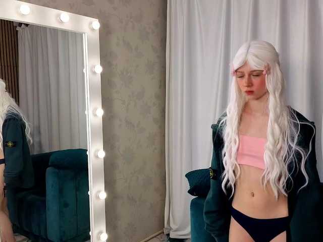 ViollaDream's BongaCams show and profile