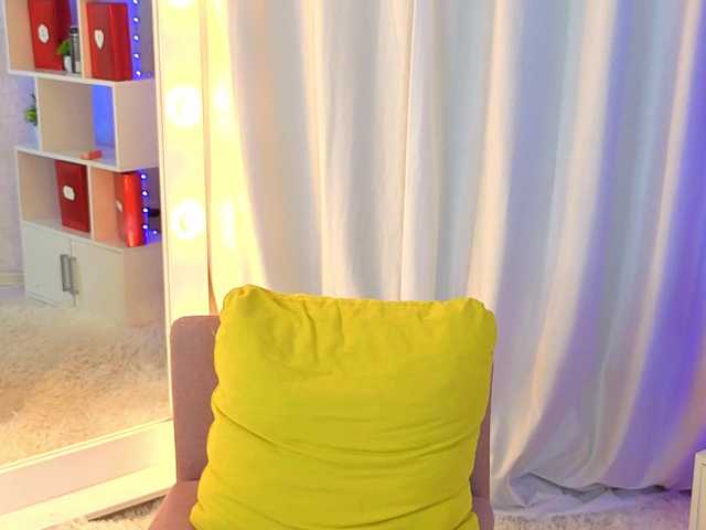 ViollaDream's BongaCams show and profile