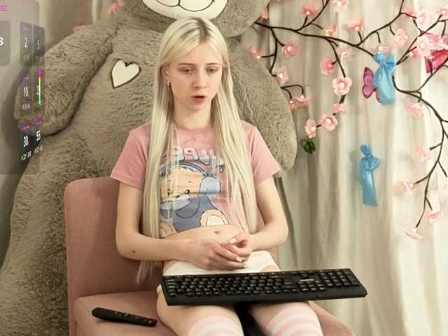 ViollaDream's BongaCams show and profile