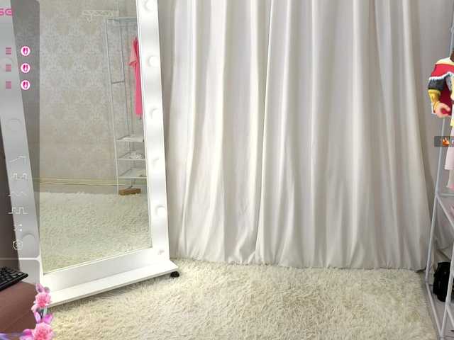 ViollaDream from BongaCams